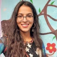 Bushra Sheikh's Instagram, Twitter & Facebook