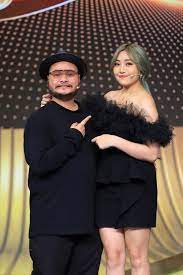 Vậy nên khi vinh nói anh muốn hát, điều mình.nghĩ đến đầu tiên là nghĩ cách làm sao để giúp anh thực hiện. Phydrmsa52sutm