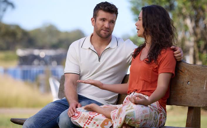 Home and Away Spoilers – Mackenzie's pregnancy test brings good news!