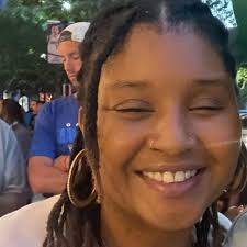 White people be having Alzheimer's disease but still remember they don't  like Black people 🤷🏽‍♀️