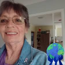 Carolanne is back answering your questions 👀 Yes, you can ask about pet  wellbeing ✓ No, you cannot ask her to choose a favourite office dog.... 🫣  Drop your questions below 👇