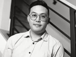 Zach Hannah wants to see you build a poetry fort