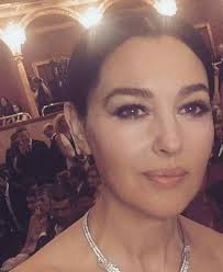 Monica anna maria bellucci 'mɔnika 'aˑna ma'ria be'luˑt͡ʃi (* 30. Monica Bellucci Vergleichen Sie Die Korpergrosse Das Korpergewicht Die Korpermasse Mit Anderen Beruhmtheiten Stellameus