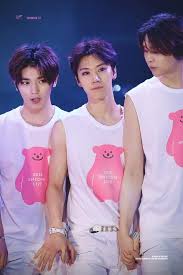 That's actually so impressive, i wonder how many . Johnny Or Taeyong For The Heart Of Ten K Pop Amino