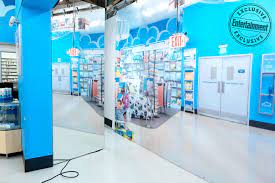 Nbc S Superstore Inside The Set Of Cloud 9 Ew Com