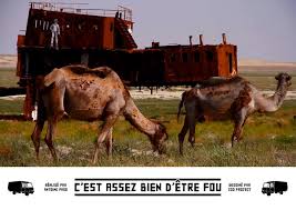 Au fil des pannes du camion et des rencontres avec les habitants s'improvise une aventure qui les mènera des. Antoine Page Avec Le Street Artiste Bilal Berreni L Enjeu Etait De Faire Un Film Sur Notre Voyage Artistique Jusqu Aux Confins De La Siberie