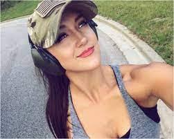 Lauren Syverson's Instagram, Twitter & Facebook