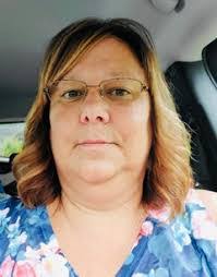 Cari Gross's Instagram, Facebook & TikTok