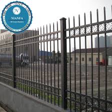 Pagar tipe ini biasanya dipakai untuk rumah biasa maupun. Pagar Besi Tempa Yang Dipakai Pagar Besi Tempa Model Pagar Besi Tempa Pabrik Guangzhou Buy Seni Dan Kerajinan Pagar Besi Tempa Digunakan Pagar Besi Tempa Pagar Besi Tempa Desain Product On Alibaba Com