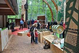Es wurde auch mit einem preis für beispielhaftes bauen 1997 ausgezeichnet. Haus Des Waldes In Stuttgart Degerloch Mamilade Ausflugsziele