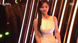 kbs연기대상 실시간 kbs 연기대상 조보아.gif. Qv8xtrwdyscikm