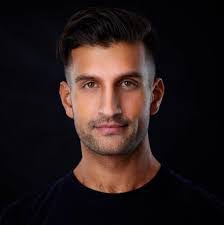 Becky Sable's Instagram, Twitter & Facebook