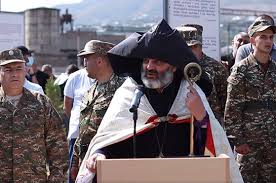 Они ценой своей крови защитили нашу страну, а мы предали ее чернилами – епископ  Баграт Галстанян - aysor.am - Горячие новости из Армении