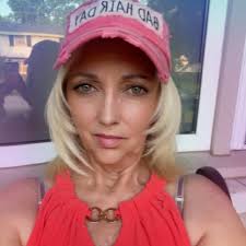 This message is for you 💙💙💙 ｡ﾟﾟ・｡・ﾟﾟ｡ ﾟ。 Are Your Profile Pictures  Really You?❤✨🥰 ﾟ・｡・ﾟ United States of America