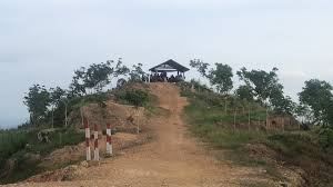 Bukit tok dun di dalam kawasan felda laka selatan, pauh, perlis. Paktarm On Twitter As Salam Dan Selamat Pagi Salam Jumaat Penghulu Segala Hari Lite Hiking Di Bukit Tok Dun Di Sempadan Kedah Perlis Ini Puncaknya Ada Pondok Dan Pokok Getah Muda Ia