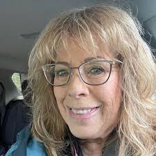 Marlene Stadler's Instagram, Twitter & Facebook