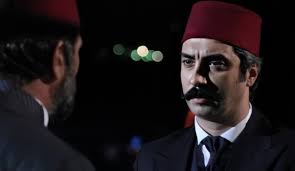 Kurtlar Vadisi On Twitter Hic Mi Tefekkur Etmedin Halit Laz Ziya Nin Kerimesinin Huzurunda Sana Cakir I Katlettiren Testere Sana Nicelerinin Huzurunda Neler Irtikab Eyler Diye Https T Co Vrfoc2bsxn