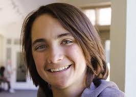 Deirdre Dunn's Instagram, Twitter & Facebook