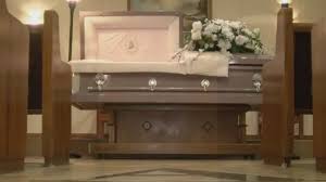 She cried at the funeral. Fema To Reimburse For Covid 19 Funeral Costs Checks Could Start In April Wfla