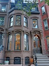 It's been a whirlwind of a year, finishing the renovations on our brownstone after 6 years of work and then selling up and leaving nyc. Brooklyn Vanderbilt Avenue Brownstone 2 7 New York Brownstone New York Townhouse Brownstone Homes