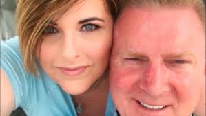 Melanie Gilstrap's Instagram, Twitter & Facebook