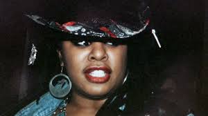 Goodbye Horses: las muchas vidas de Q Lazzarus