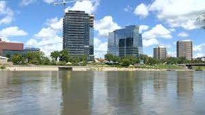 Learn about saskatchewan river crossing using the expedia travel guide resource! High Levels Of South Saskatchewan River Raises Safety Concerns Saskatoon Globalnews Ca