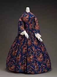 What did the well dressed woman wear in the 1860s? Rate The Dress 1860s Florals The Dreamstress