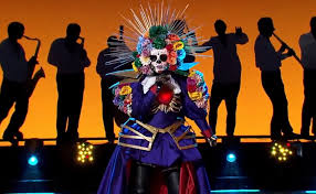 La dinámica del programa es muy sencilla: Revelan Identidad De Catrina En Quien Es La Mascara