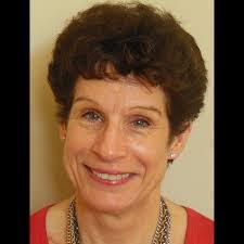 Rae Brown's Instagram, Twitter & Facebook