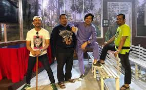 Check spelling or type a new query. Kelibat Tiada Dalam Sepahtu Reunion Pak Ya Digam Keluar Tv Sebab Sindir Kerajaan The Malaysia Online