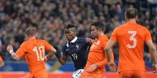 Bestel hier direct en snel de officiële frankrijk fff voetbal van nike. Voetbal Nederland En Zweden Voor Frankrijk Hard Hard Faxinfo