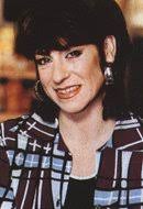 ▷ Emmerdale's Viv Hope