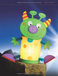 Bunte Laternen Fur Jungs Freche Ideen Aus Fotokarton Und Mehr Amazon De Pia Pedevilla Bucher Laternen Basteln Kinder Laterne Herbstbastelprojekte