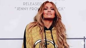 The actress revealed a new sleek bob at the toronto premiere of hustlers on september 7, with a dramatically shorter length. Here S How Jennifer Lopez Prepped For Her Role In Hustlers Movies News Zee News