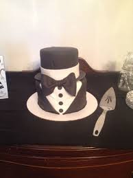 Black And White Bow Tie Cake Tuxedo Cake Bow Tie Black And White Tuxedo Cake Fashion Cakes Cake Decorating With Fondant