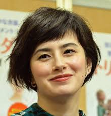 Последние твиты от ホラン千秋 (@horan_chiaki). ãƒ›ãƒ©ãƒ³åƒç§‹ ã‚ªã‚¸ã‚µãƒ³åŒ– ã«çŒ›ãƒ„ãƒƒã‚³ãƒŸ æ­©ãæ–¹ãŒä¸­å …æ¼«æ‰å¸« ä¸‹ç€ã¯ãƒžã‚¹ã‚¯ï¼'å€‹ã¨ã‹ 2021å¹´1æœˆ17æ—¥ ã‚¨ã‚­ã‚µã‚¤ãƒˆãƒ‹ãƒ¥ãƒ¼ã‚¹