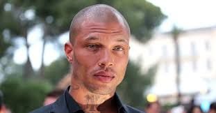 Hot Felon' Jeremy Meeks Pays Ex-Wife Six Figures, Gets C...