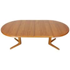 Kitchen & dining room tables. Round Dining Tables With Leaves 6 For Sale On 1stdibs