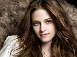 Hollywood Actress Wallpapers Wallpaper Rasim Emma mackey elle magazine 4k. hollywood actress wallpapers