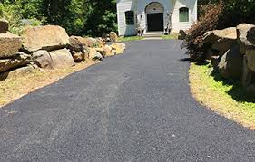We have paving services for everyone including services for paving driveways, parking lots, new jersey paving contractors, commercial pavers and asphalt paving. Driveway Paving Doylestown Pa