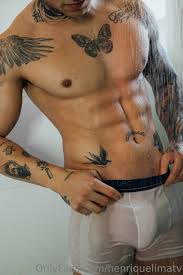 onlyfans – henriquelimatv – Fotos e vídeos do gostosão Henrique Lima  batendo punheta