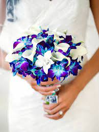 Silver and periwinkle calla lillies wedding bouquets. The Best Blue Wedding Flowers And 16 Gorgeous Blue Bouquets