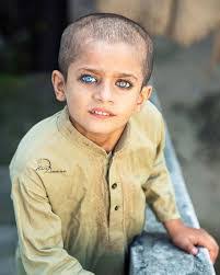 Efren Hinojosa's Instagram, Twitter & Facebook