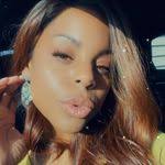 Amira Dunn's Instagram, Twitter & Facebook