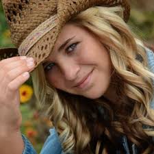 Kendra Michael (@KendraMichael13)