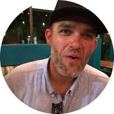 Arielle Holmes (@ariedavis)