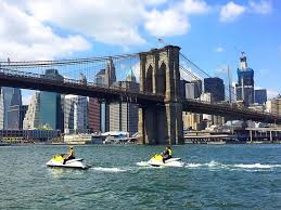 Guided jet ski tour of bear mountain & fall foliage. Nyc Jet Skitouren Freiheitsstatue Brooklyn Br More Meer Die Stadt