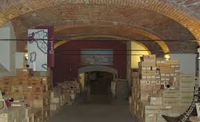 Mappa, numero di telefono, sito web. Pollenzo La Banca Del Vino E Morta L A R C A N T E