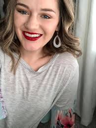 Date nite part 2. White Party with a splash of color❣️❣️